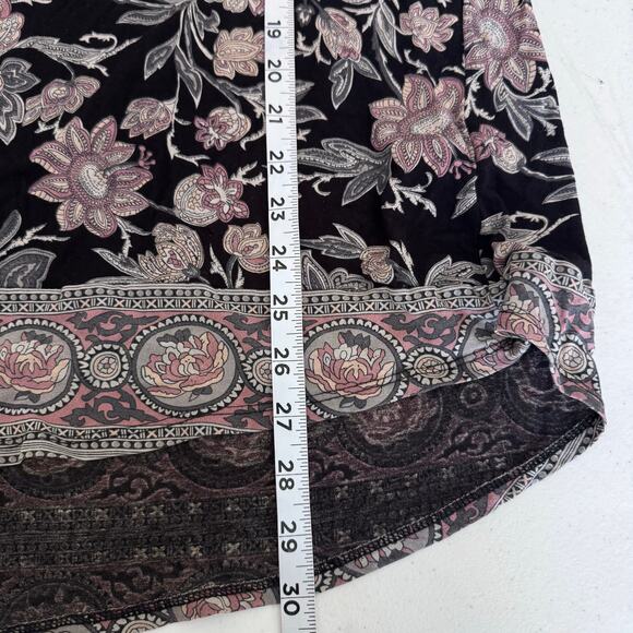 Lucky Brand Womens 3/4 Sleeve Floral Henley Size 1X Black Bohemian Tapestry‎ - Picture 10 of 10